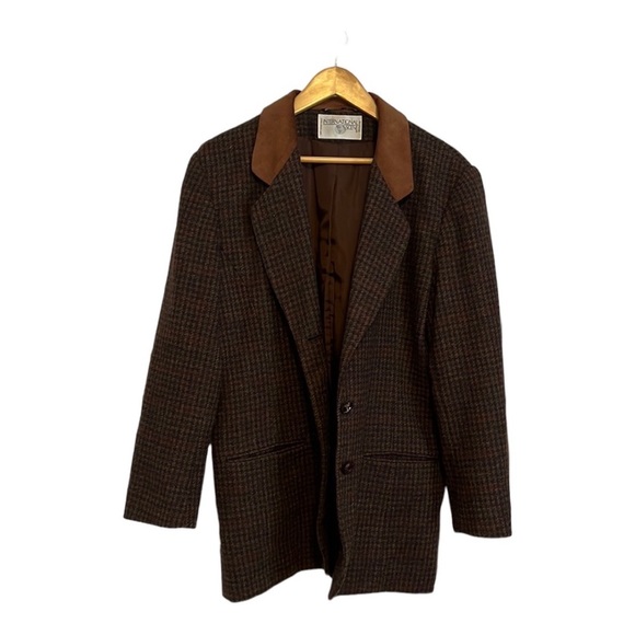 international scene Jackets & Blazers - VINTAGE International Scene brown plaid blazer size L